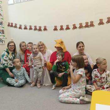 Grupy: Jeżyki, Mróweczki, Stokrotki, Kreciki 